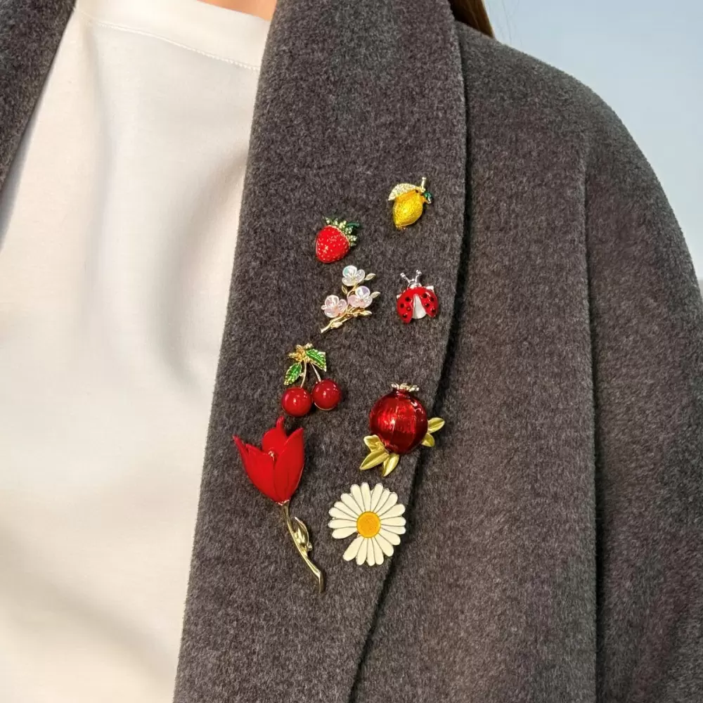 Брошь 371110008 ювелирный сплав гранат